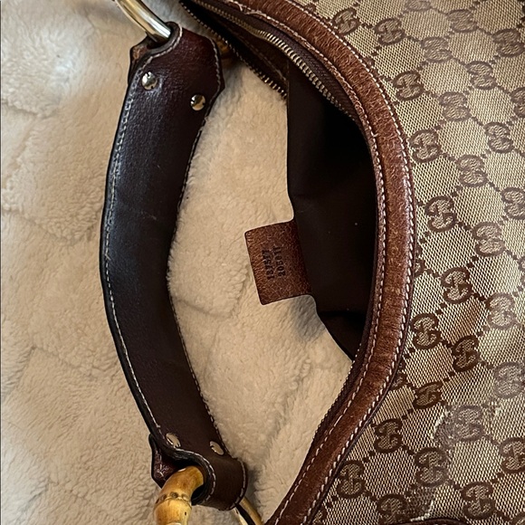 Authentic Gucci bag - Picture 3 of 16